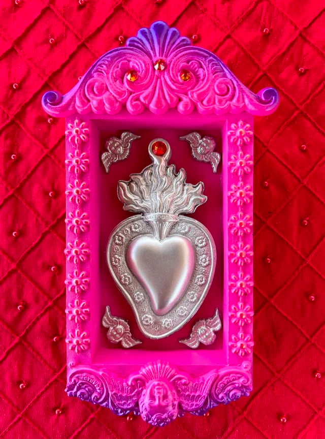 Sacred Heart Wall Nicho (Pink / Purple)
